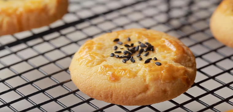 Cookie trứng muối đậu phộng 
